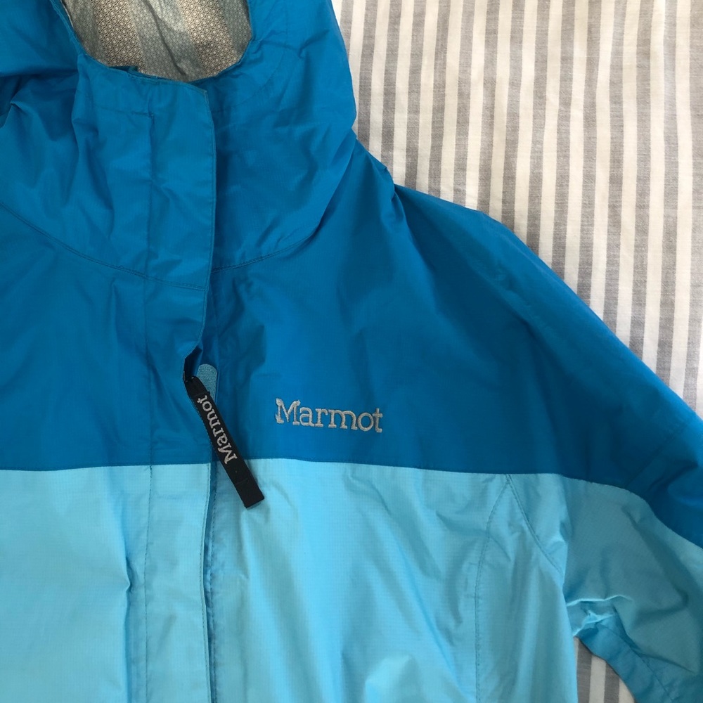 MARMOT Women’s Rain Jacket Size Medium